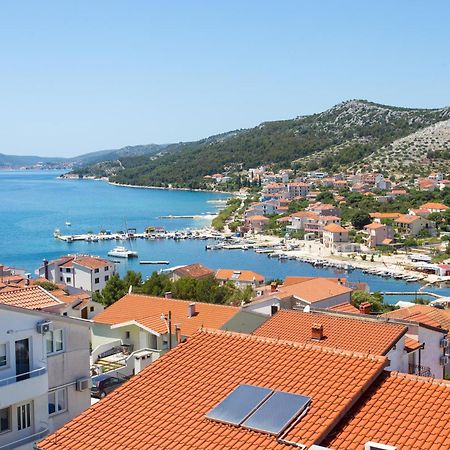 Apartmani Stanic Seget Vranjica Exterior photo