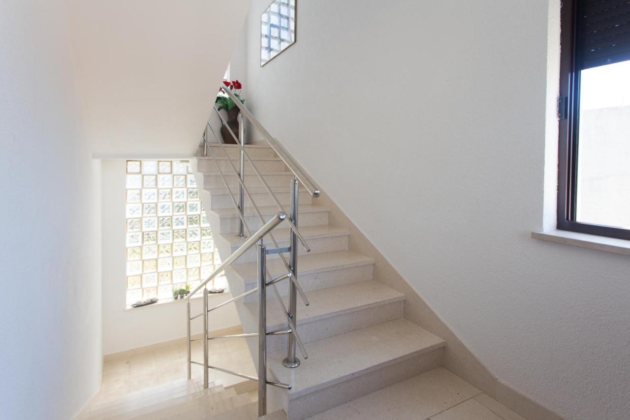 Apartmani Stanic Seget Vranjica Exterior photo